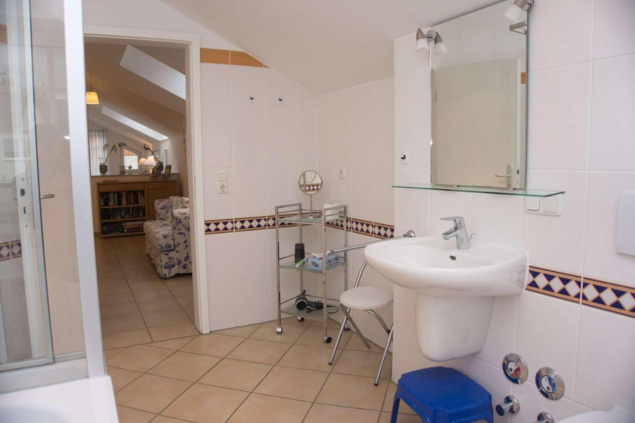 Balkon Mit Traumhaften Meerblick, Gratis Nutzung Vom Ahoi Erlebnisbad Und Sauna In Sellin Duenenhaus Fewo05 Goehren  Eksteriør bilde